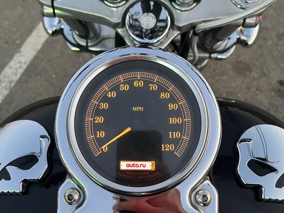 2006 Harley-Davidson Dyna Wide Glide, чёрный, 700000 рублей - вид 6