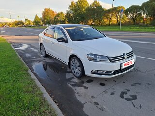 2013 Volkswagen Passat B7, белый, 1093000 рублей, вид 4