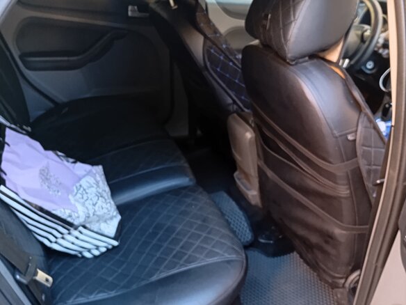 2011 Ford Focus II Рестайлинг, серый, 630000 рублей - вид 5