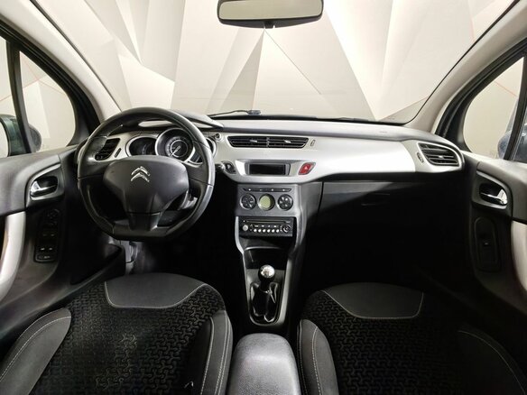 2010 Citroen C3 II, чёрный, 223000 рублей - вид 13