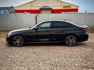 2022 BMW 3 серии 320d xDrive VII (G2x) Рестайлинг, чёрный, 4990000 рублей, вид 4