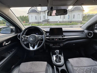 2020 Kia Cerato III Рестайлинг (Classic), синий, 1900000 рублей, вид 4