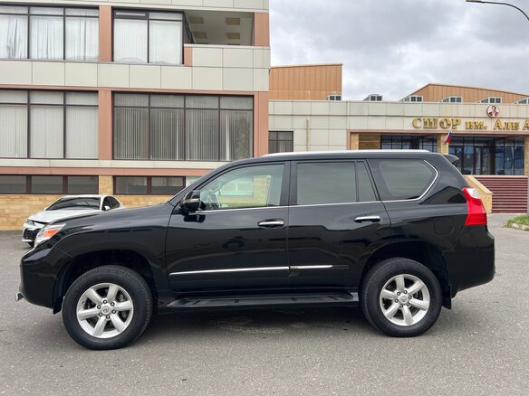 2010 Lexus GX 460 II, чёрный, 2590000 рублей - вид 3