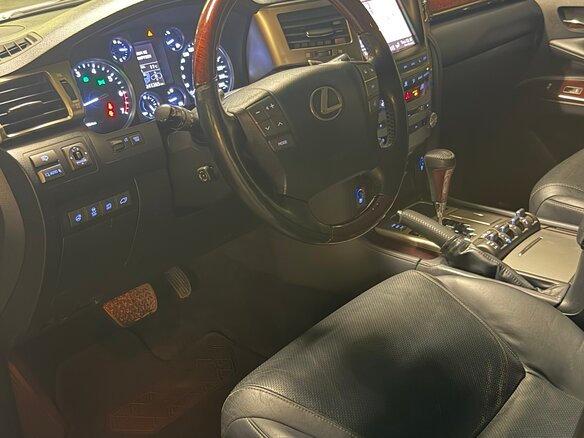 2013 Lexus LX Arctic Trucks 570 AT33 III Рестайлинг, белый, 4100000 рублей - вид 9