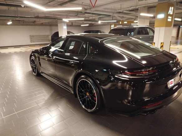 2020 Porsche Panamera GTS II, чёрный - вид 6