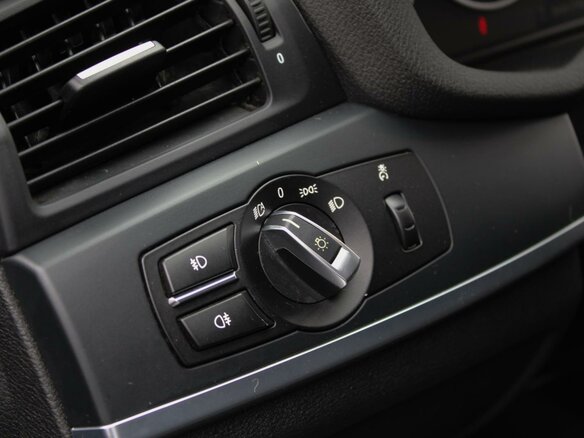 2012 BMW X3 28i xDrive II (F25), серый, 1320000 рублей - вид 16