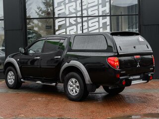 2014 Mitsubishi L200 IV Рестайлинг, чёрный, 1729000 рублей, вид 2