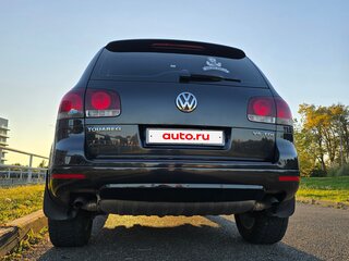2008 Volkswagen Touareg I Рестайлинг, чёрный, 1380000 рублей, вид 3
