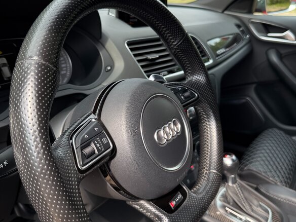 2015 Audi RS Q3 I (8U) Рестайлинг, красный, 3200000 рублей - вид 6
