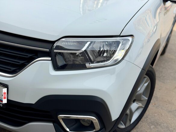 2021 Renault Sandero Stepway II Рестайлинг, белый - вид 24