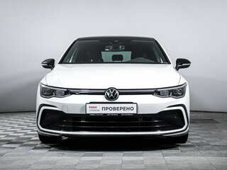 2021 Volkswagen Golf VIII, белый, 2829000 рублей, вид 2