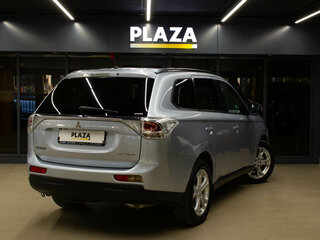 2012 Mitsubishi Outlander III, серебристый, 1550000 рублей, вид 4