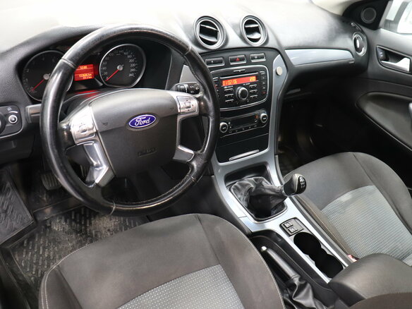 2011 Ford Mondeo IV Рестайлинг, серебристый, 623000 рублей - вид 7