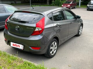 2012 Hyundai Solaris I, серый, 659000 рублей, вид 4