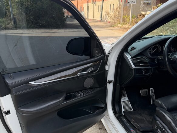 2014 BMW X5 40d III (F15), белый, 2500000 рублей - вид 8
