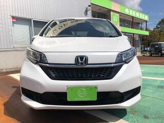 2022 Honda Freed II Рестайлинг, белый, 1450000 рублей, вид 1