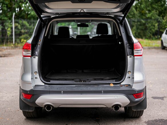 2013 Ford Kuga II, серебристый - вид 12