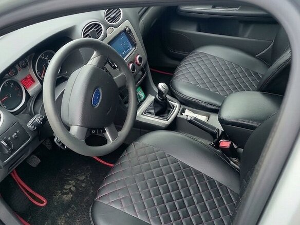 2011 Ford Focus II Рестайлинг, серебристый, 360000 рублей - вид 4