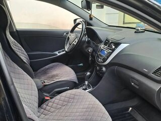 2013 Hyundai Solaris I, чёрный, 886000 рублей, вид 5