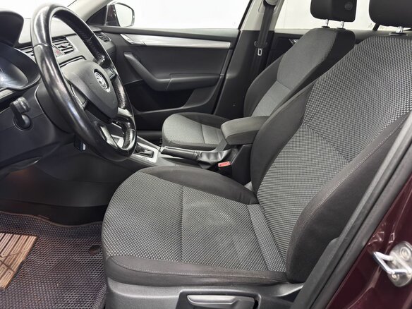 2013 Skoda Octavia III (A7), красный, 1079000 рублей - вид 7