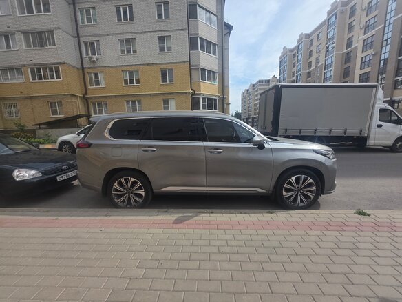 2023 Exeed VX I Рестайлинг, серый, 3500000 рублей - вид 1