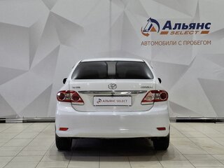 2012 Toyota Corolla X (E140, E150) Рестайлинг, белый, 810000 рублей, вид 4