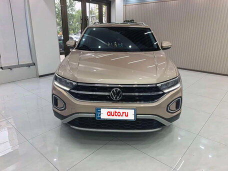 2023 Volkswagen T-Roc I (China Market) Рестайлинг, бежевый, 1700000 рублей, вид 2