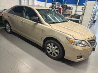 2010 Toyota Camry VI (XV40) Рестайлинг, бежевый, 1000000 рублей, вид 3