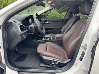2022 BMW 1 серии 120i III (F52) Рестайлинг, белый, 1870095 рублей, вид 5
