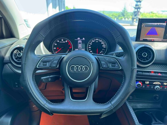 2021 Audi Q2 L 35 TFSI I Рестайлинг, серый, 1849000 рублей - вид 14
