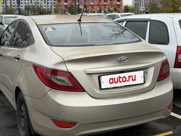 2013 Hyundai Solaris I, золотистый, 530000 рублей - вид 5