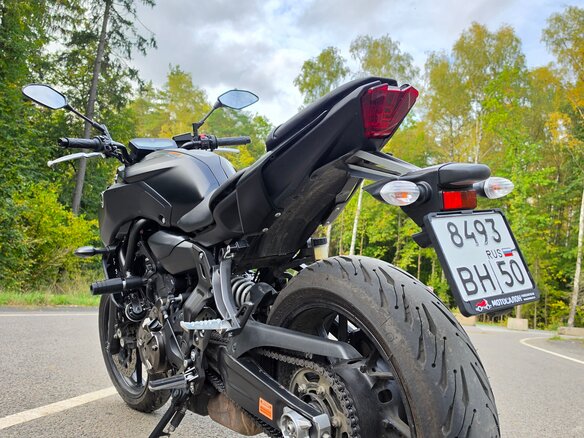2020 Yamaha MT-07 (FZ-07), чёрный, 790000 рублей - вид 6