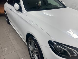 2018 Mercedes-Benz E-Класс 200 V (W213, S213, C238), белый, 3850000 рублей, вид 2