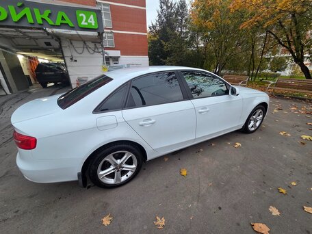 2013 Audi A4 IV (B8) Рестайлинг, белый, 950000 рублей, вид 3