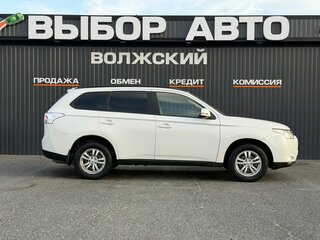 2012 Mitsubishi Outlander III, белый, 1220000 рублей, вид 3