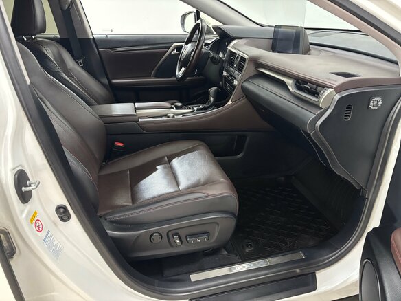 2018 Lexus RX 300 IV, белый, 3990000 рублей - вид 13