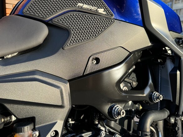 2020 BMW F 900 R, синий - вид 12