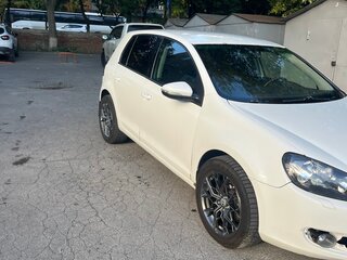 2011 Volkswagen Golf VI, белый, 1150000 рублей, вид 4