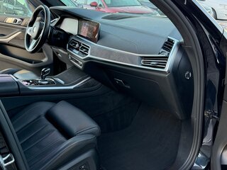 2019 BMW X7 40i I (G07), чёрный, 8800000 рублей, вид 5