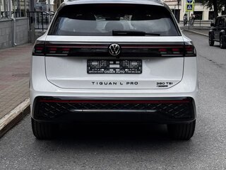 2026 Volkswagen Tiguan L Pro III (China Market), белый, 4750000 рублей, вид 5