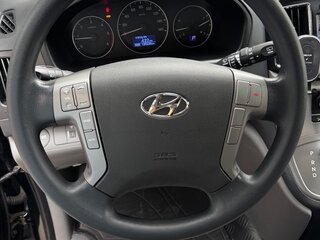 2017 Hyundai Grand Starex I Рестайлинг, чёрный, 3550000 рублей, вид 4