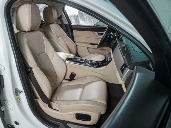 2016 Jaguar XF II, белый, 1749000 рублей - вид 7