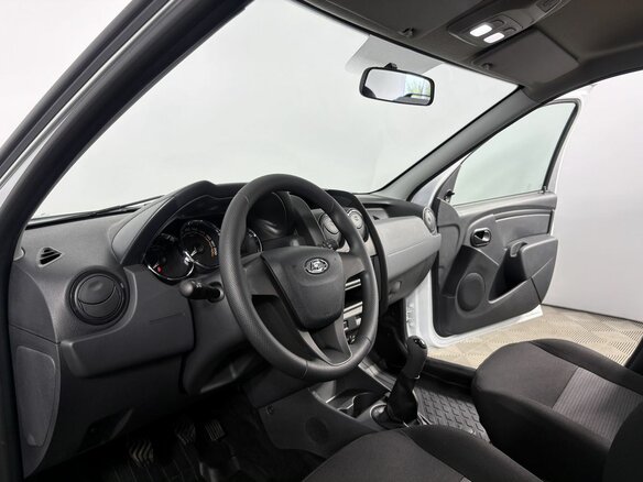 2026 Lada (ВАЗ) Largus I Рестайлинг, белый, 1582000 рублей - вид 3
