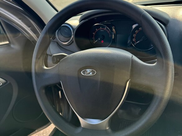 2021 Lada (ВАЗ) Granta I Рестайлинг, серый, 860000 рублей - вид 9