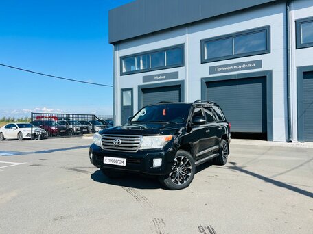 Toyota Land Cruiser 200 Series Рестайлинг 1