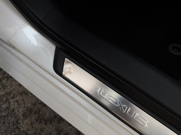 2020 Lexus ES 250 VII, белый, 4450000 рублей - вид 8