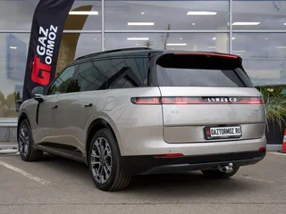 2025 Lynk & Co 900, бежевый, 7399000 рублей, вид 5