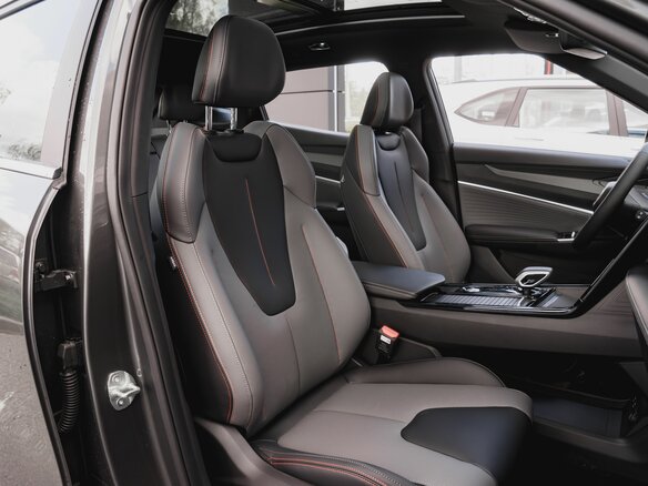 2026 Geely Cityray, серый, 3282000 рублей - вид 32