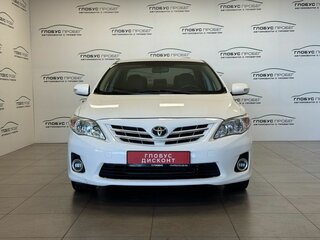 2011 Toyota Corolla X (E140, E150) Рестайлинг, белый, 703000 рублей, вид 3