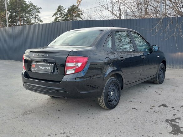 2025 Lada (ВАЗ) Granta I Рестайлинг, чёрный, 919000 рублей - вид 4